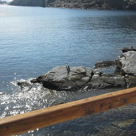Mooring Place